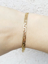 Load image into Gallery viewer, 7" Mariner Link Gold Bracelet - 14K Yellow Gold