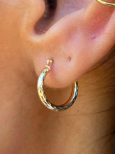 Load image into Gallery viewer, Diamond Cut Hoops 1/2 Inch - 14K Yellow Gold