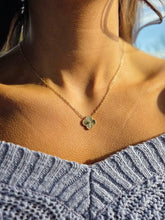 Load image into Gallery viewer, Fluted Clover Flower Necklace with Mother of Pearl Flower - 14K Yellow Gold