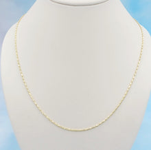Load image into Gallery viewer, 18" Medium Yellow Gold Razza 3g Chain - 14K