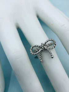 Twisted Ribbon- Ring