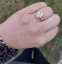 Load image into Gallery viewer, 14K Rose Gold Cluster Engagement Ring