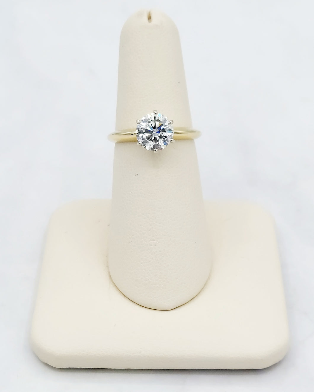 14K Yellow Gold Certified 1.57 Carat Solitaire Round Engagement Ring