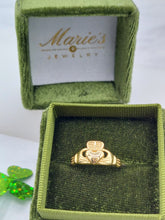 Load image into Gallery viewer, Irish Claddagh Ring - 14K Yellow Gold