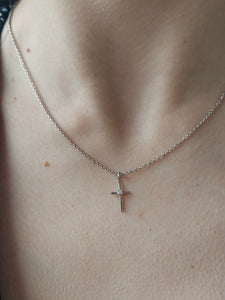 Diamond Cross & Chain - 14K White Gold