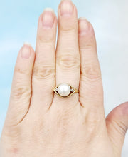 Load image into Gallery viewer, Pearl &amp; Diamond Ring - Estate Piece