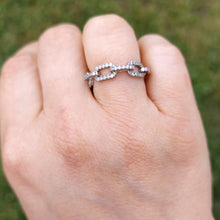 Load image into Gallery viewer, Pave Crystal Chain Link Ring