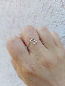 Dainty Wave Ring - Sterling Silver
