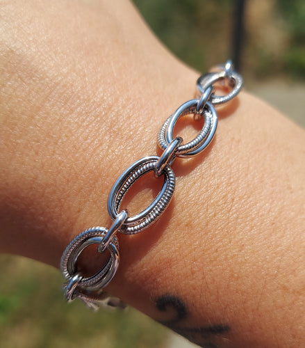 Interlocking Twisted Italian Link Bracelet