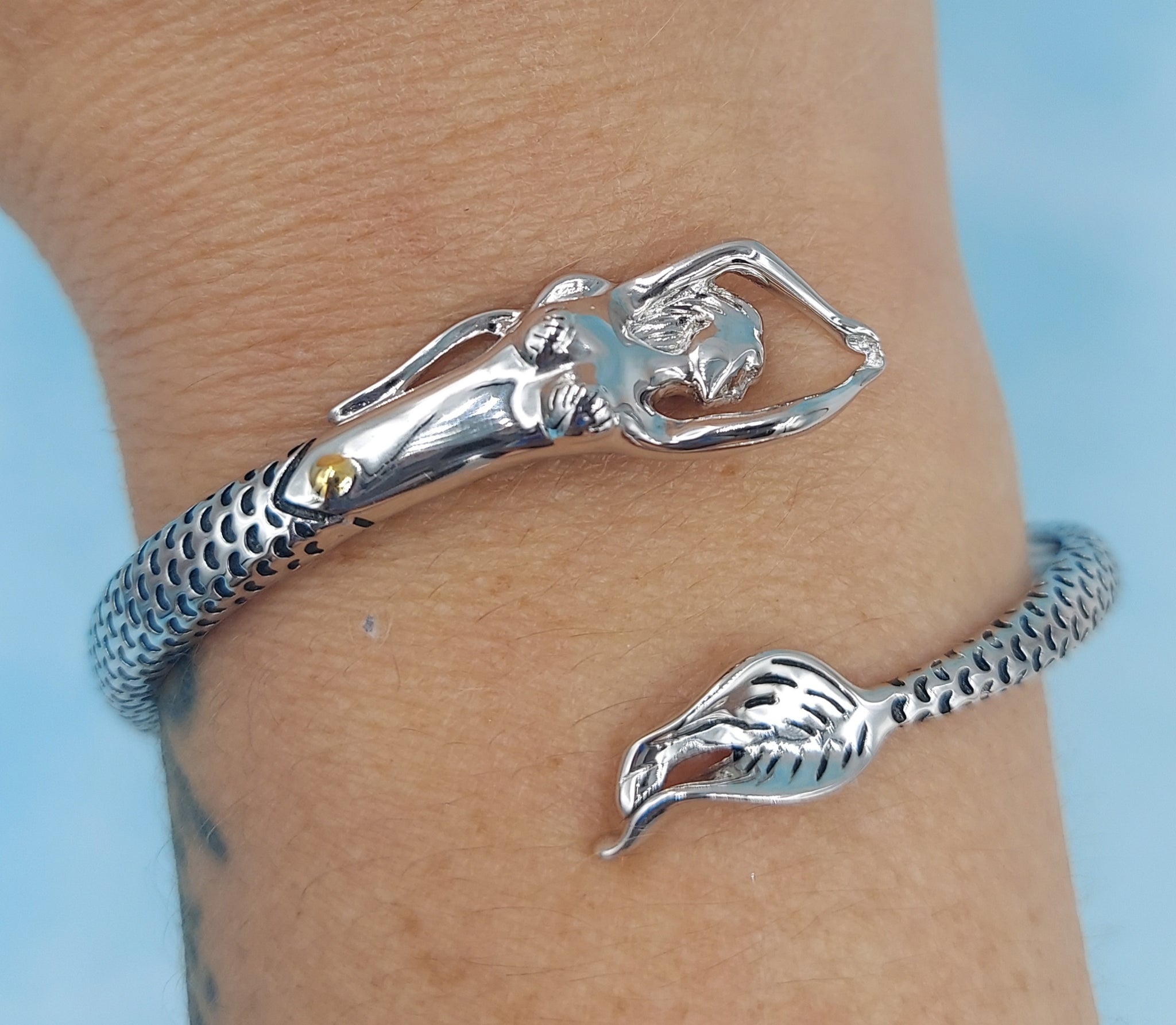 White Mermaid Glass Quartz bracelet 8mm, Glowing Aura Matte bracelet –  Crystal boutique