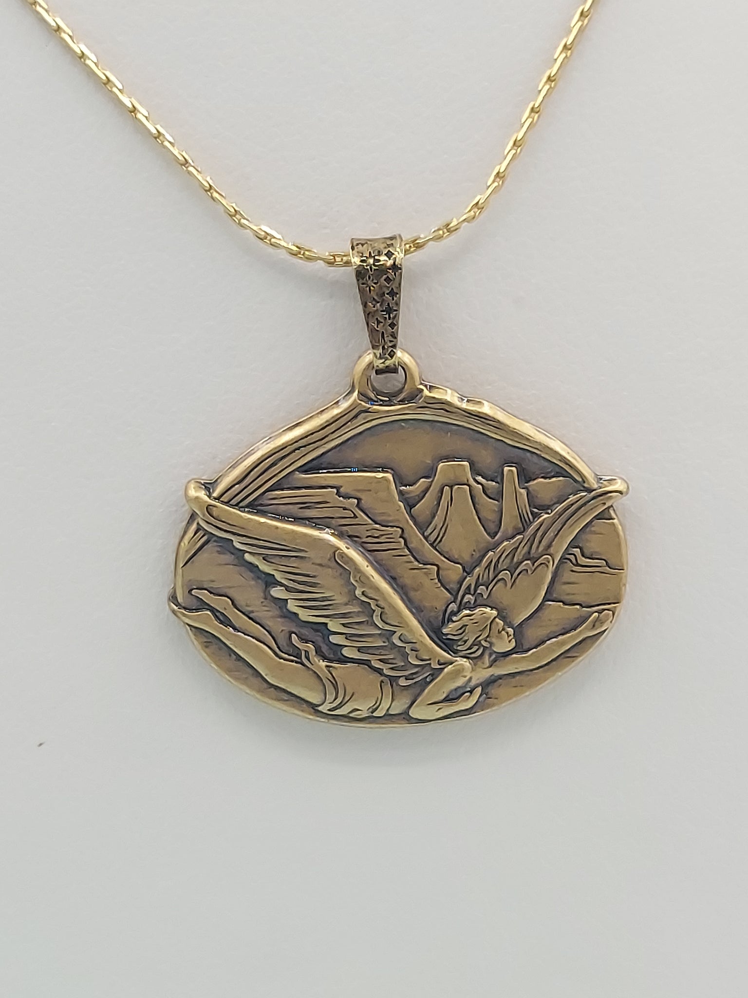 Alex and clearance ani eagle necklace