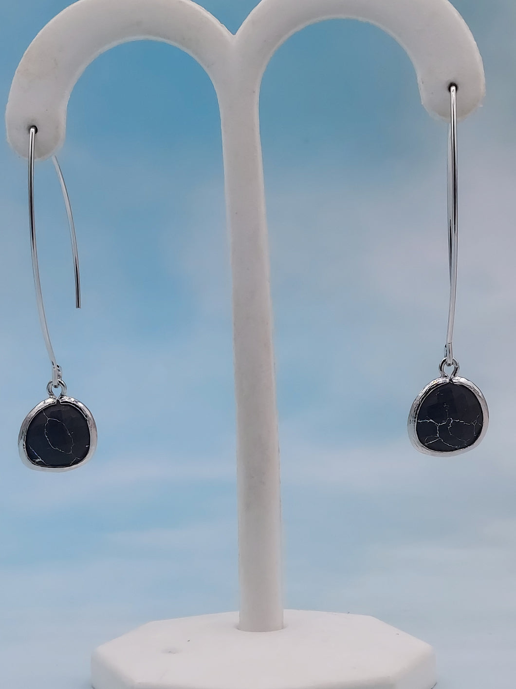 Black Howlite - Gemstone Threader Earring