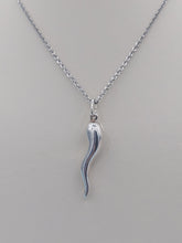 Load image into Gallery viewer, Italian Horn &amp; 24 inch Chain - Sterling Silver