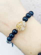 Load image into Gallery viewer, Onyx Wire Wrapped Stone Beaded Bracelet