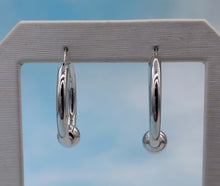 Load image into Gallery viewer, SS 26MM Cape Cod Hoop Earring