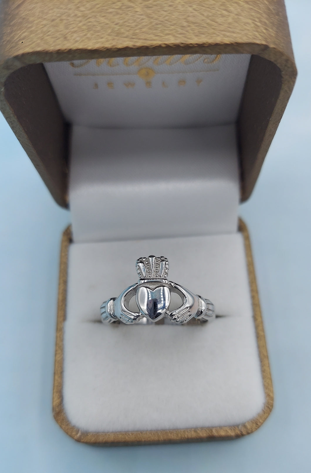 Men’s Claddagh Ring - Sterling Silver - Size 11