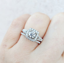Load image into Gallery viewer, Engagement Ring &amp; Wedding Band Set - 14K White Gold - GIA