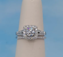Load image into Gallery viewer, Engagement Ring &amp; Wedding Band Set - 14K White Gold - GIA