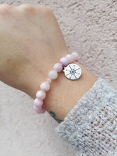 Load image into Gallery viewer, Compass Stretch Bracelet
