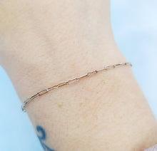 Load image into Gallery viewer, 7 inch Lightweight Paperclip Bracelet - Sterling Silver