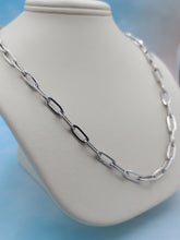 Load image into Gallery viewer, Heavy Paperclip Link Necklace - Sterling Silver