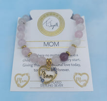 Load image into Gallery viewer, Gold Mom Heart Charm Bracelet - TJazelle