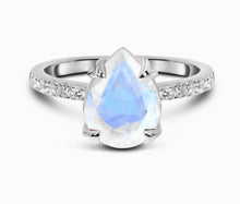 Load image into Gallery viewer, Nymph Moonstone Moon Magic Ring