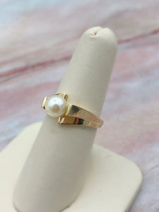 Pearl Bypass Ring- 10K Gold