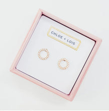 Load image into Gallery viewer, Sparkling Circle Stud Earrings