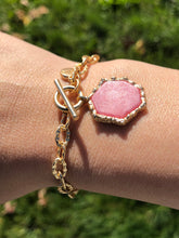 Load image into Gallery viewer, Toggle Chain Link Bracelet with Pink Stone