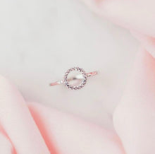 Load image into Gallery viewer, Slim Circle CZ Ring - Chloe and Lois