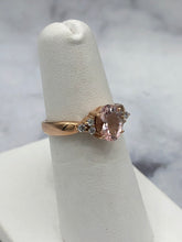 Load image into Gallery viewer, 14K Rose Gold Oval Morganite and Diamond Ring