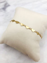 Load image into Gallery viewer, 14k Yellow Gold Heart Bracelet
