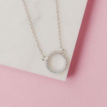 Load image into Gallery viewer, Slim Circle Necklace