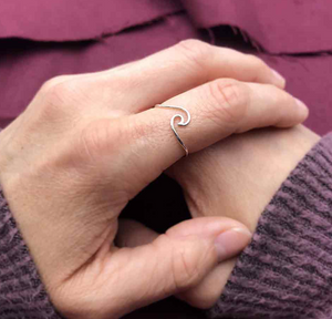Dainty Wave Ring - Sterling Silver