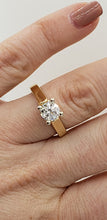 Load image into Gallery viewer, 14K Yellow Gold Certified Round (Brilliant) Diamond Engagement Ring